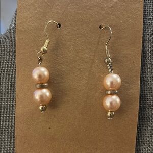 Elegant Gold and Cream Pearl Earrings